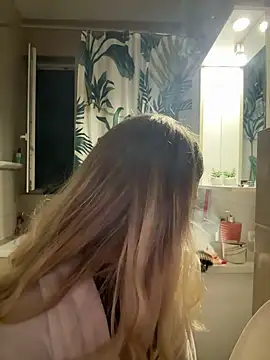 BabyAnais's Live Sex Cam Show