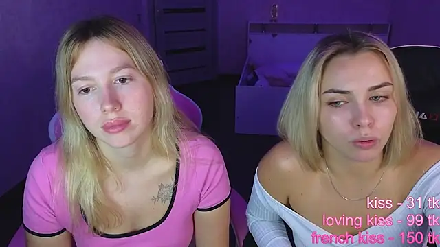 stefany_and_bettany webcam