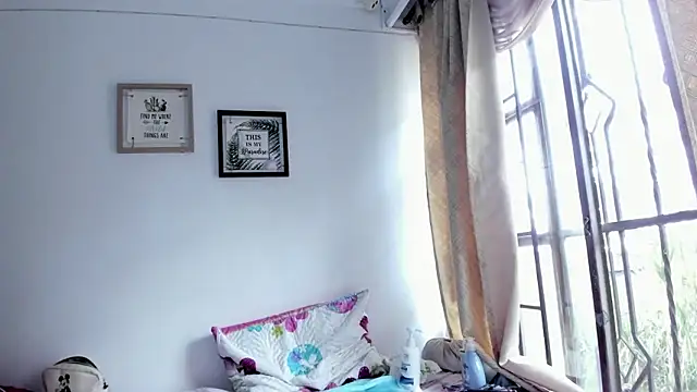 selena_jhonson webcam
