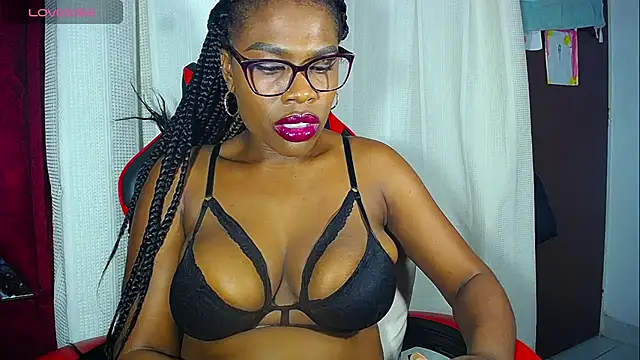 DanisaBrown webcam