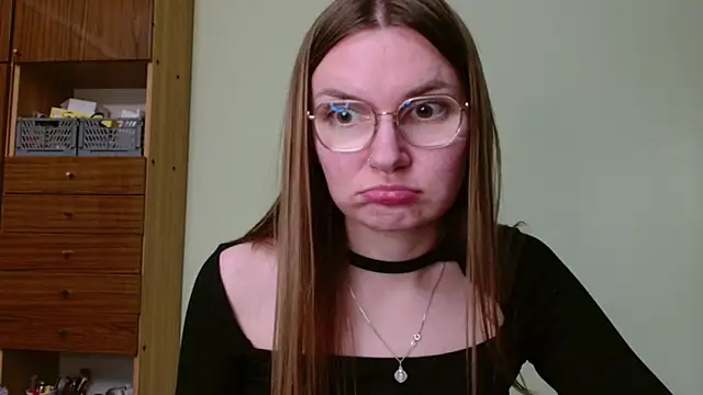 LooveELLYx webcam