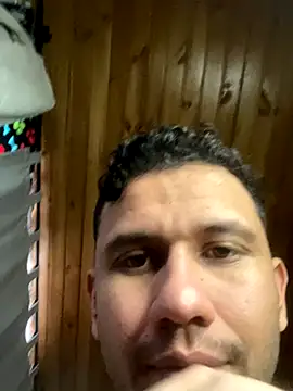 Michaell_Spinelly webcam