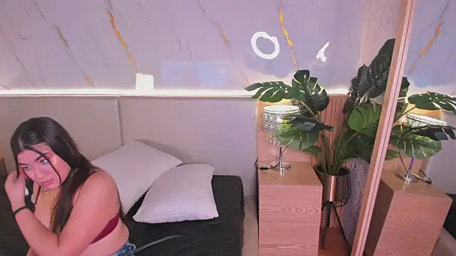 ChloeeMonroee webcam