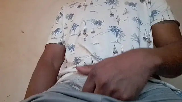royblackbigpvt webcam