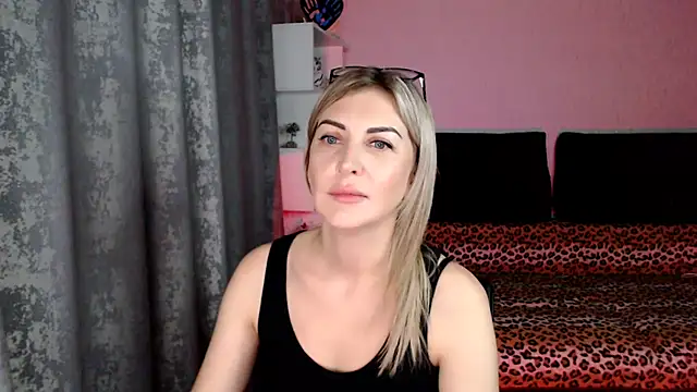 Amelia_Harper webcam