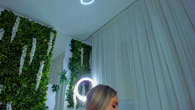 VivienCarter webcam