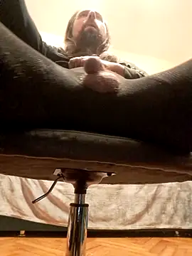 Niptalk84 webcam