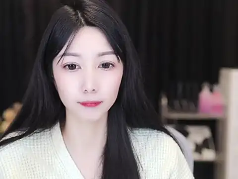 Nuyoah-77 webcam