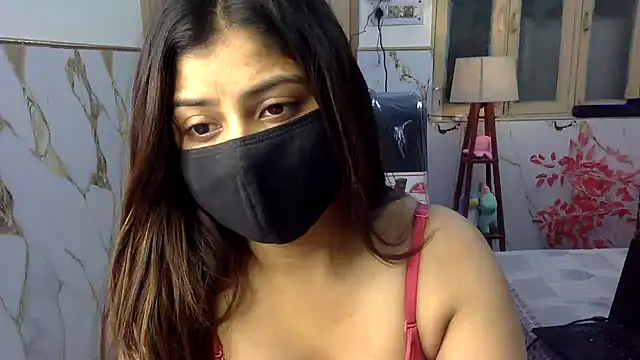 Hot-Shivangi
