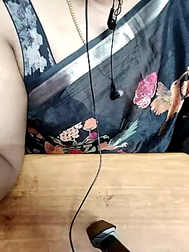 Tamil_Radha webcam