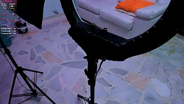 Soffy_pink webcam