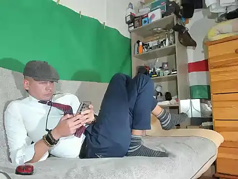 viraglaci18@xh webcam