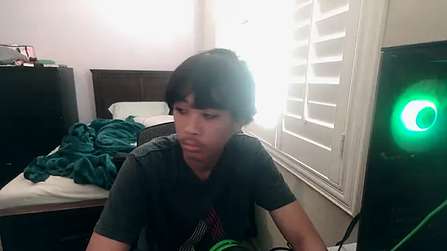 youngasianboy2007 webcam