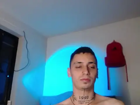 alejo_greyx webcam