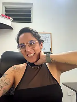 sophia_house_ - Sophia_House_'s free webcam - UK Sex Cams