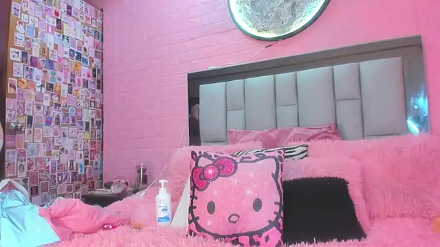 Nicole_Rosales webcam