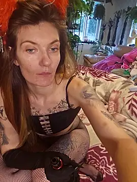 YourFavCanadianMILF