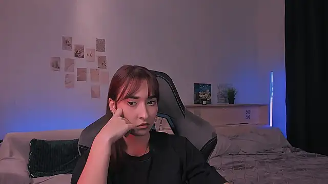 yourfitoviolett webcam