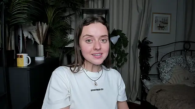 ThelmaJusto webcam