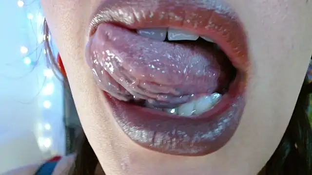 miss_evoleth2 webcam