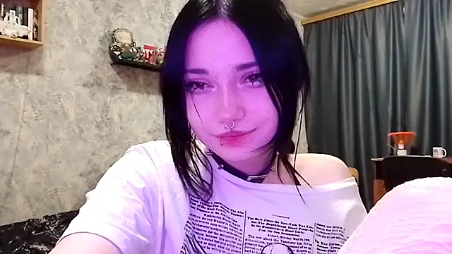 Beeping_Creature webcam stripchat model stream image