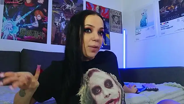 KiraQuinn1