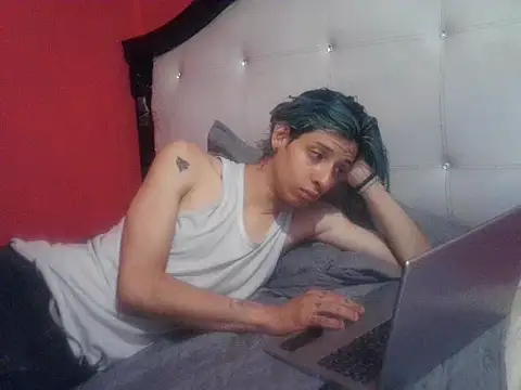 Spicy_fantasy777 webcam