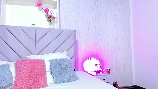 Victoria_Guzman webcam