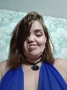 MayaLuna1 webcam