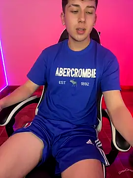 oliver_kyy webcam