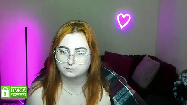 Alicia_love00 webcam