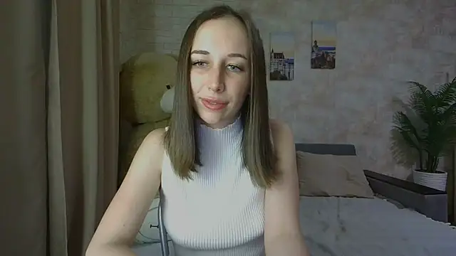 Anika_bloom webcam
