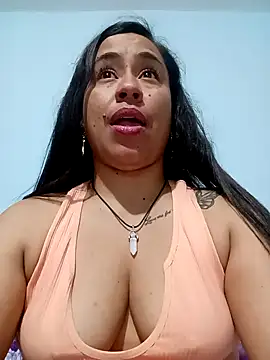 kamila_lovee webcam