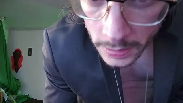 MasterDaddyCool webcam
