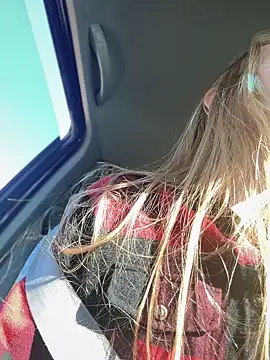 goldenflamegoddess (F milf) - Drive with pants down