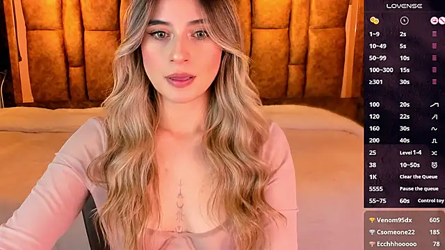 KiaraCarter webcam