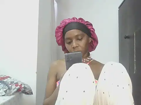 Sexxybella27 webcam