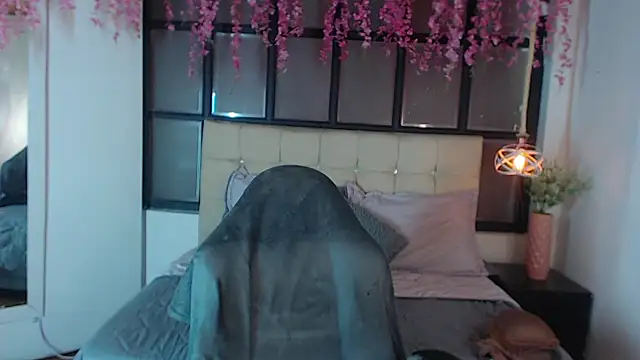 natybloom webcam