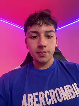 oliver_kyy webcam