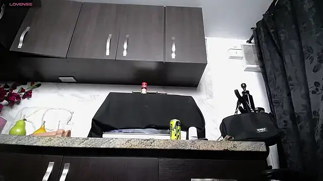 iniyalaboni webcam