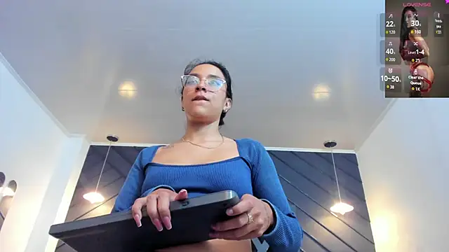 zoe_martins_ webcam