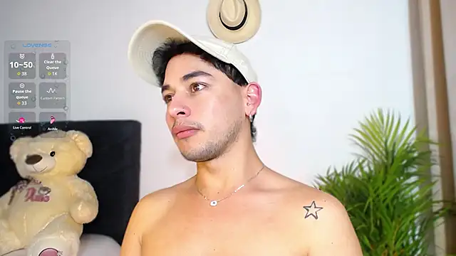Slave-Latin webcam