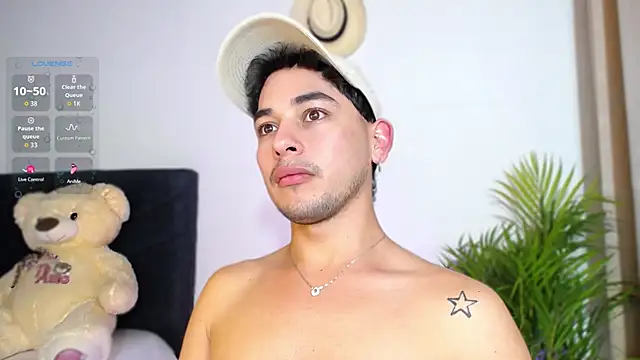 Slave-Latin webcam