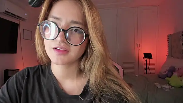 SweetJennaa webcam