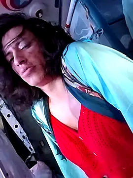 gurlnips webcam