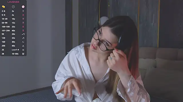 Sara_Lewiis webcam