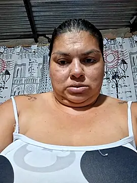 chubby_sexy_big_tits webcam
