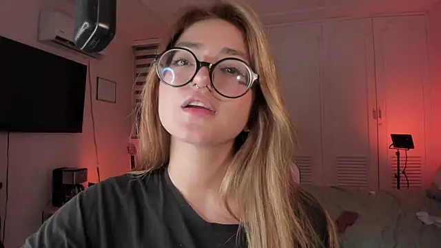 SweetJennaa webcam