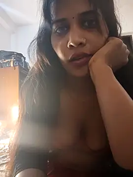 cute_radhikaa webcam