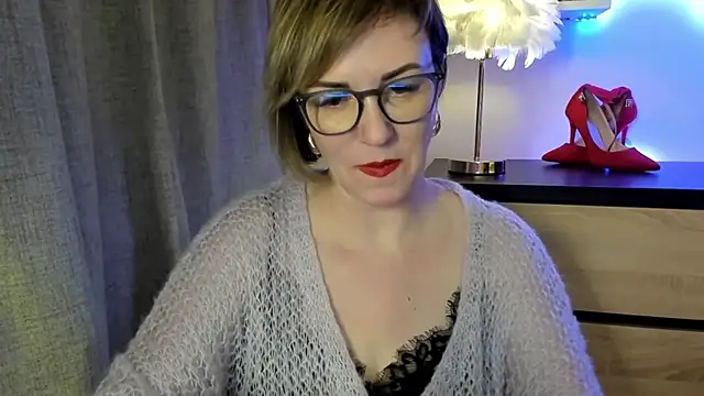 feliziaDesire webcam